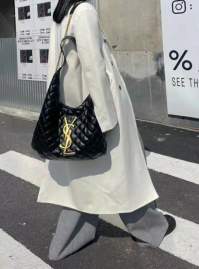 Picture of Saint Laurent Handbags _SKUfw167176937fw